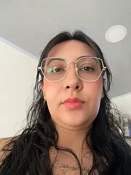 Snapshot of my-kitty chatting on 07-18-26, 10:13 my-kitty online show from 07-18-26, 10:13