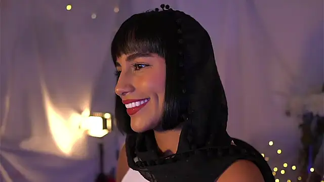 Snapshot of JulietaWinona chatting on 12-05-24, 10:23 JulietaWinona online show from 12-05-24, 10:23