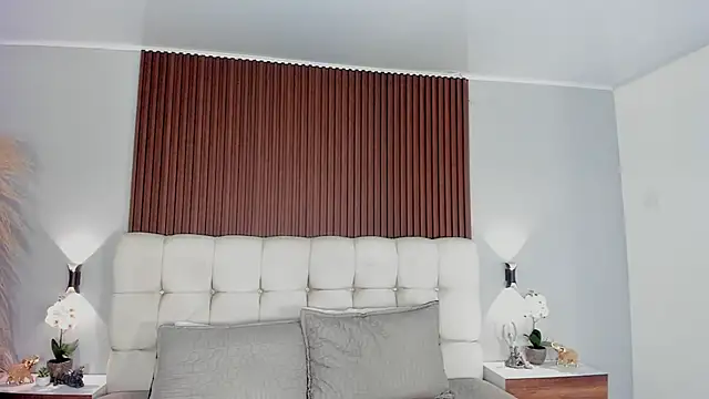 sofi potter  online show from 01-31-26, 08:18