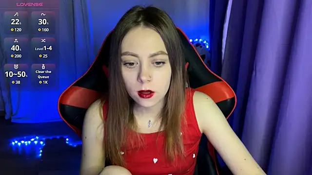 Snapshot of Natural_babe666 chatting on 02-25-25, 01:17 Natural babe666 online show from 02-25-25, 01:17