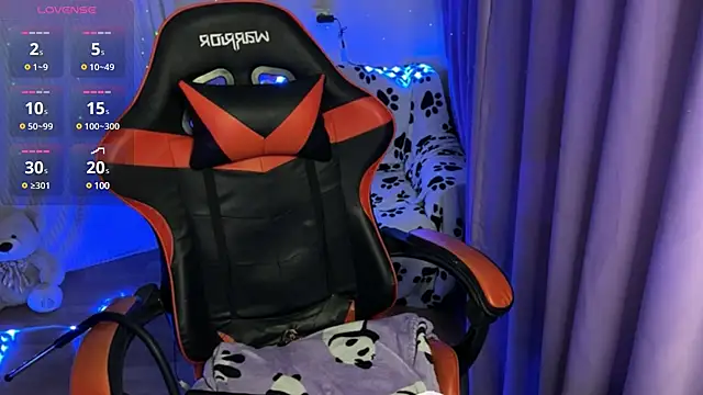 Snapshot of Natural_babe666 chatting on 03-01-25, 08:31 Natural babe666 online show from 03-01-25, 08:31