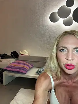Snapshot of Kate-monroe chatting on 07-06-26, 03:14 Kate-monroe online show from 07-06-26, 03:14
