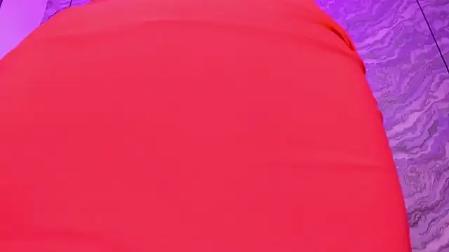 EmmaSwift  online show from 01-05-25, 05:09