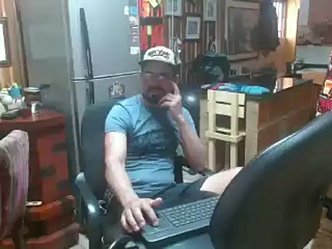 Dr Pocholate84 online show from 01-22-25, 05:59