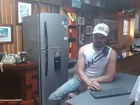 Dr Pocholate84 online show from 02-01-25, 08:37