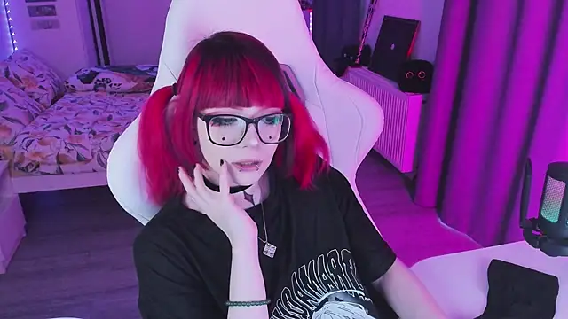 Yumi Youkai online show from 02-15-26, 02:25