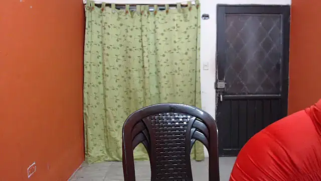 LAURA CRAIZY online show from 01-07-25, 05:01