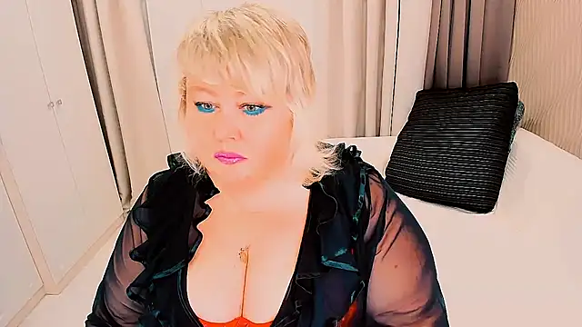 BIGTITSBBW online show from 10-31-25, 05:14