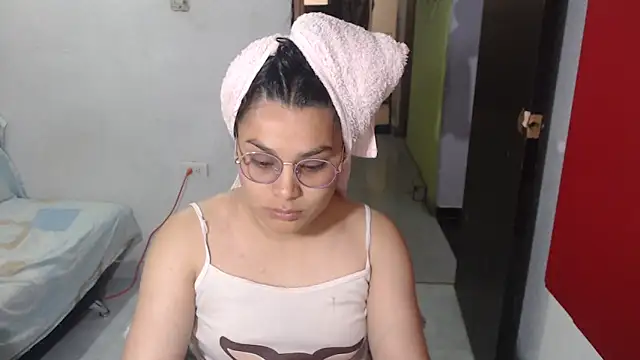 luxury sex 17 online show from 03-05-25, 01:42