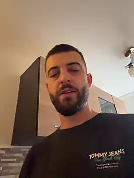 ElChapoGuzman95 online show from 12-04-25, 06:34