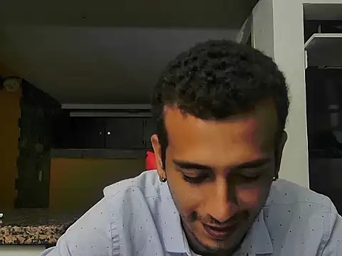 talktome4 online show from 04-04-26, 11:24