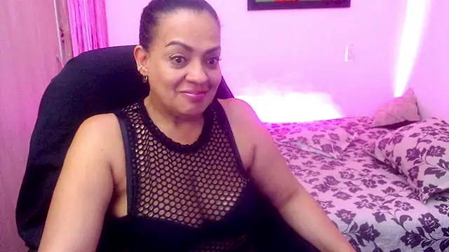 Snapshot of menfismuller2 chatting on 06-17-26, 02:58 menfismuller2 online show from 06-17-26, 02:58