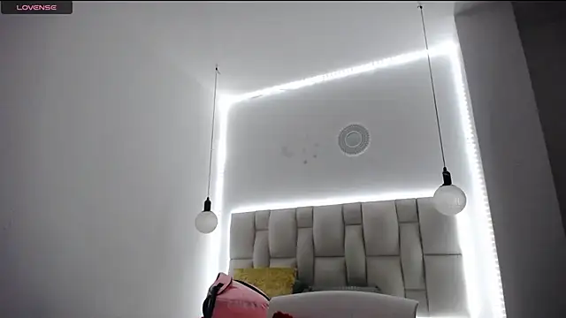 tiffany  pink online show from 02-15-25, 08:11