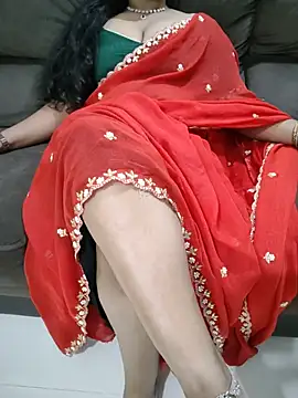 Snapshot of Mounika25 chatting on 08-07-26, 06:43 Mounika25 online show from 08-07-26, 06:43