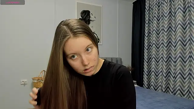 Snapshot of Peggy_Beauty chatting on 12-09-24, 09:26 Peggy Beauty online show from 12-09-24, 09:26