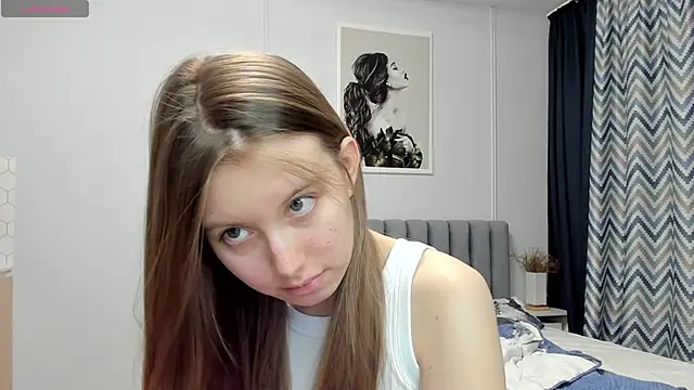 Snapshot of Peggy_Beauty chatting on 12-13-24, 04:22 Peggy Beauty online show from 12-13-24, 04:22