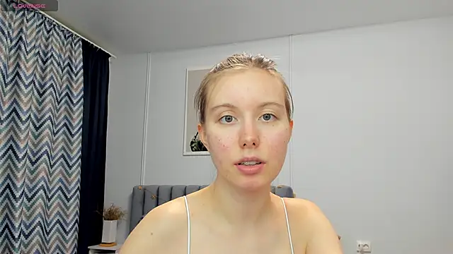 Snapshot of Peggy_Beauty chatting on 01-23-25, 03:58 Peggy Beauty online show from 01-23-25, 03:58