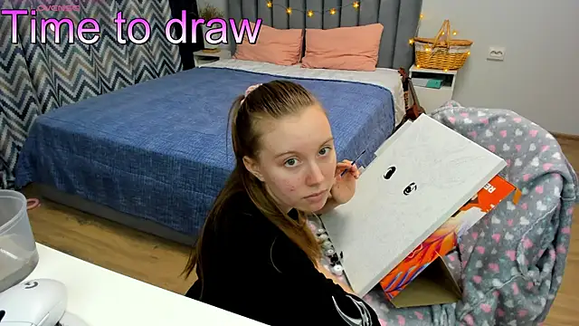 Snapshot of Peggy_Beauty chatting on 01-29-25, 06:01 Peggy Beauty online show from 01-29-25, 06:01