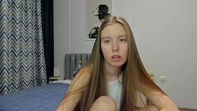 Snapshot of Peggy_Beauty chatting on 02-27-25, 07:58 Peggy Beauty online show from 02-27-25, 07:58