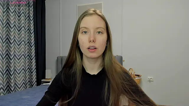 Snapshot of Peggy_Beauty chatting on 03-02-25, 01:26 Peggy Beauty online show from 03-02-25, 01:26