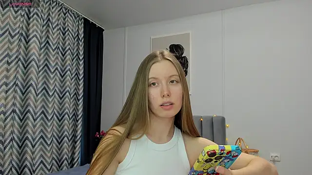 Snapshot of Peggy_Beauty chatting on 03-12-25, 07:24 Peggy Beauty online show from 03-12-25, 07:24