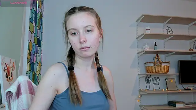 Snapshot of Peggy_Beauty chatting on 10-13-25, 12:10 Peggy Beauty online show from 10-13-25, 12:10