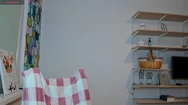 Snapshot of Peggy_Beauty chatting on 11-05-25, 01:27 Peggy Beauty online show from 11-05-25, 01:27