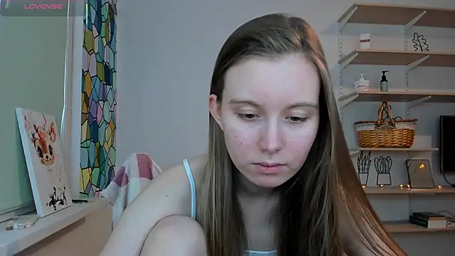 Snapshot of Peggy_Beauty chatting on 11-21-25, 08:57 Peggy Beauty online show from 11-21-25, 08:57