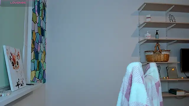 Snapshot of Peggy_Beauty chatting on 11-30-25, 01:59 Peggy Beauty online show from 11-30-25, 01:59