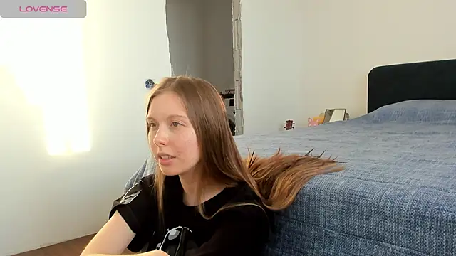 Snapshot of Peggy_Beauty chatting on 05-21-26, 02:57 Peggy Beauty online show from 05-21-26, 02:57