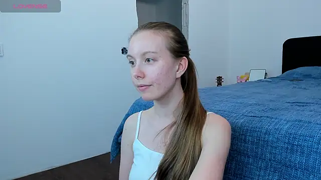 Snapshot of Peggy_Beauty chatting on 05-23-26, 05:06 Peggy Beauty online show from 05-23-26, 05:06