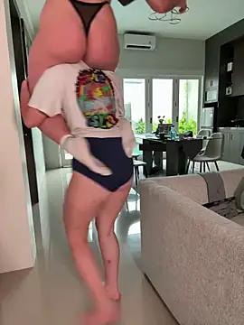 Nura n Sarah online show from 03-21-25, 09:56