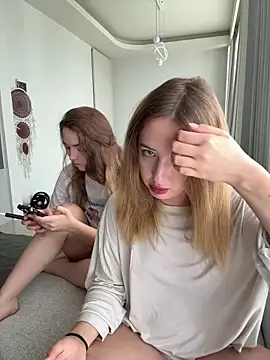 Nura n Sarah online show from 10-05-25, 03:27