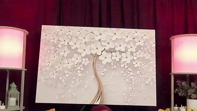 Snapshot of Entitled_Bitch chatting on 02-06-26, 06:44 Entitled Bitch online show from 02-06-26, 06:44