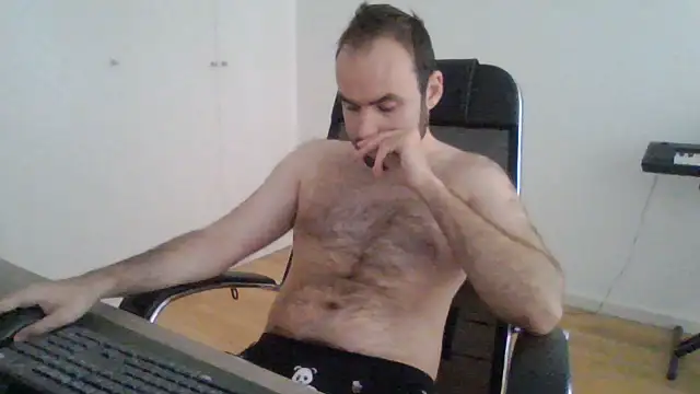 Snapshot of joaodias_97 chatting on 05-25-26, 10:43 joaodias 97 online show from 05-25-26, 10:43