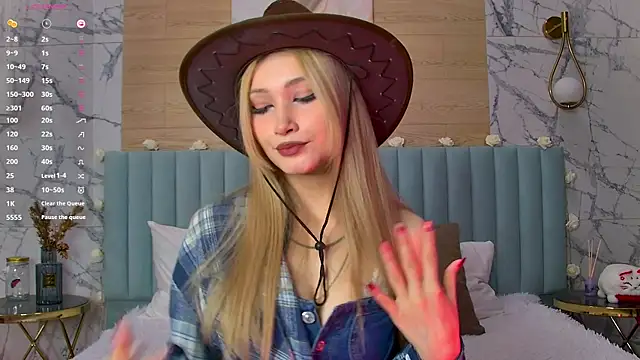 CarolReeves online show from 02-28-25, 05:59