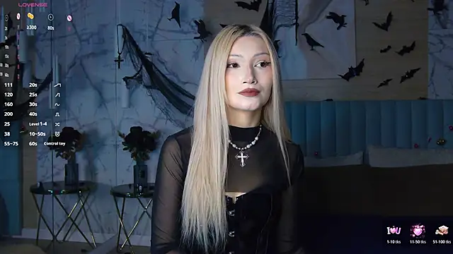 CarolReeves online show from 11-04-25, 06:01