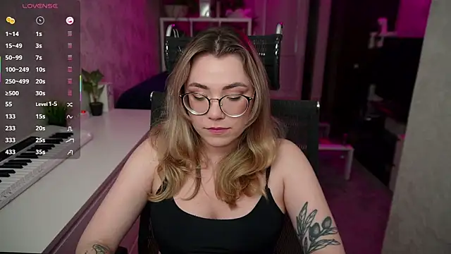 RemyCute online show from 10-02-25, 03:30