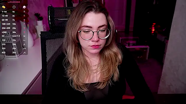 RemyCute online show from 12-13-25, 07:53