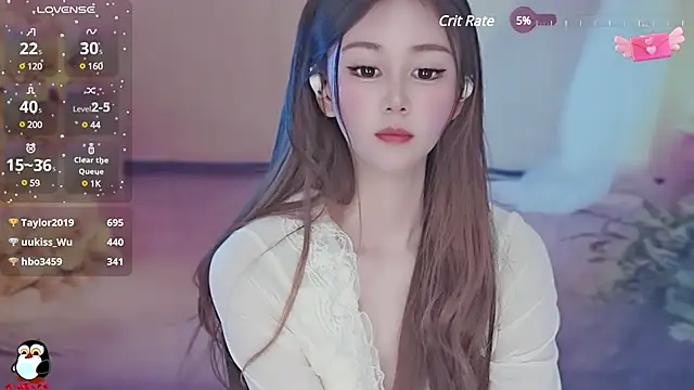 Snapshot of Aimee-520 chatting on 02-26-25, 07:27 Aimee-520 online show from 02-26-25, 07:27