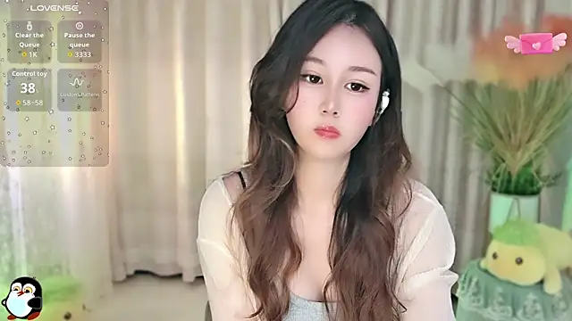 Snapshot of Aimee-520 chatting on 10-10-25, 11:59 Aimee-520 online show from 10-10-25, 11:59