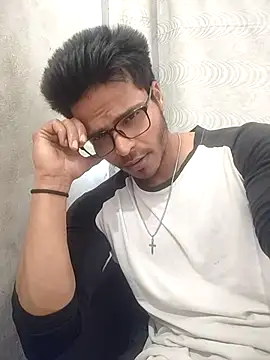 Snapshot of rounakhunk chatting on 03-19-26, 07:56 rounakhunk online show from 03-19-26, 07:56