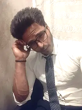 Snapshot of rounakhunk chatting on 03-21-26, 08:01 rounakhunk online show from 03-21-26, 08:01