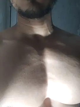 Snapshot of rounakhunk chatting on 03-29-26, 06:30 rounakhunk online show from 03-29-26, 06:30