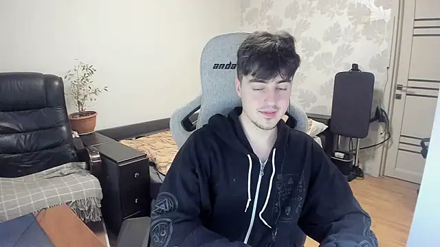 Knuckles17 online show from 11-25-25, 10:37