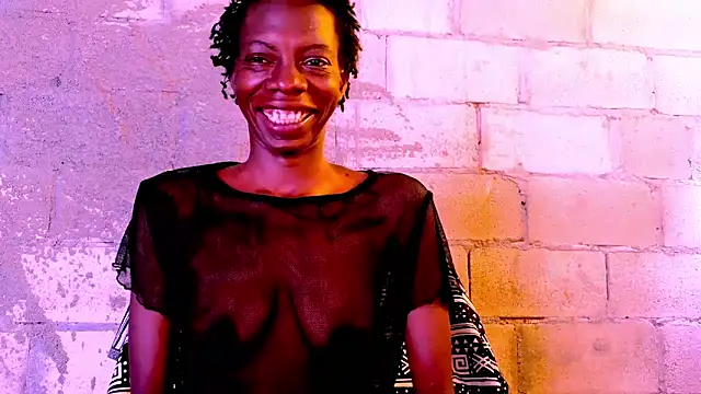 Snapshot of nzanizy chatting on 12-02-24, 12:40 nzanizy online show from 12-02-24, 12:40