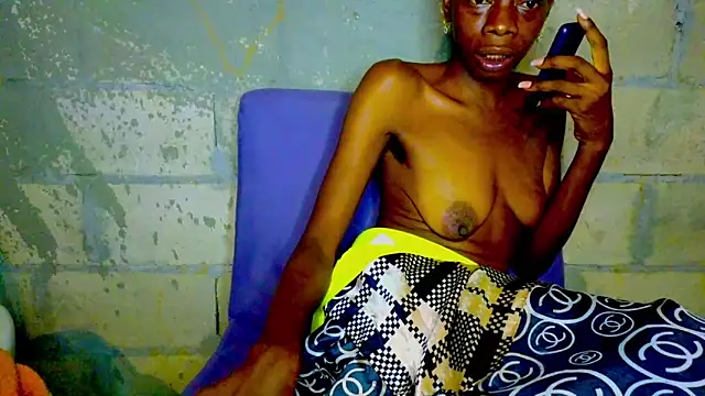 Snapshot of nzanizy chatting on 02-13-25, 09:41 nzanizy online show from 02-13-25, 09:41