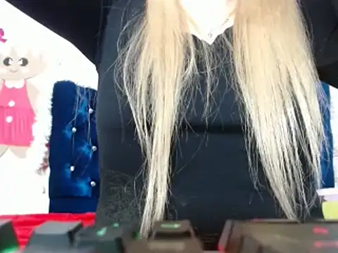 69liamilk69 online show from 01-23-25, 04:30