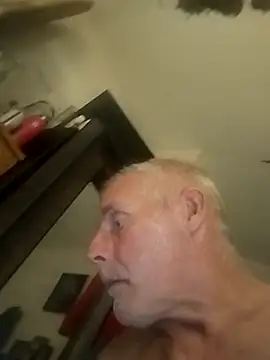 Snapshot of ColdVisitor chatting on 02-12-25, 06:40 ColdVisitor online show from 02-12-25, 06:40