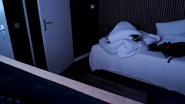 Snapshot of stroopcock chatting on 09-22-25, 05:59 stroopcock online show from 09-22-25, 05:59